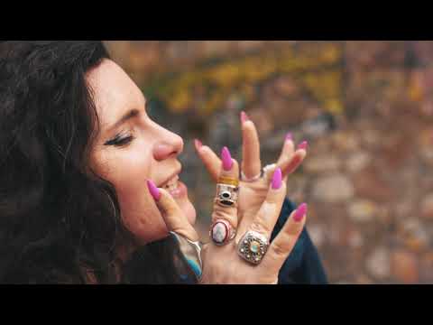 Οδυσσέας - Αστρόπλοιο feat. Daphne Bluebird / Odysseas - Astroploio (Official video)