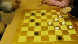 Шашки детям 1. На тренировке - найти комбинацию. Draughts for kids. Шашки детям 1. На тренировке - найти комбинацию. Draughts for kids.