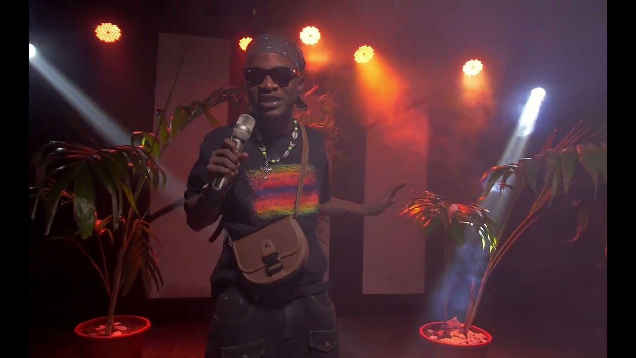 Uptown Girl Feat Olupellar