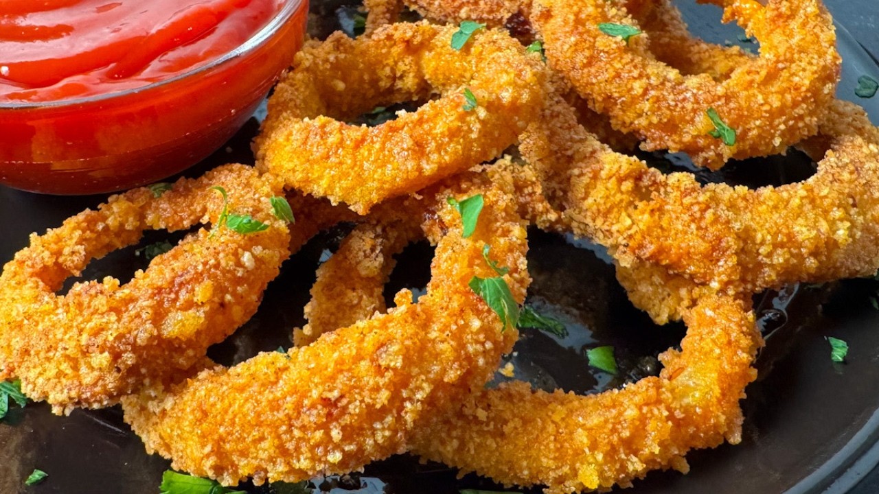 Keto Onion Rings with Pork Rinds (Air Fryer Recipe) - YouTube