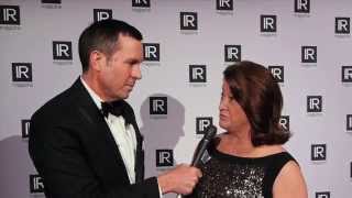 Red carpet US 2015: Julie Tracy, Wright Medical