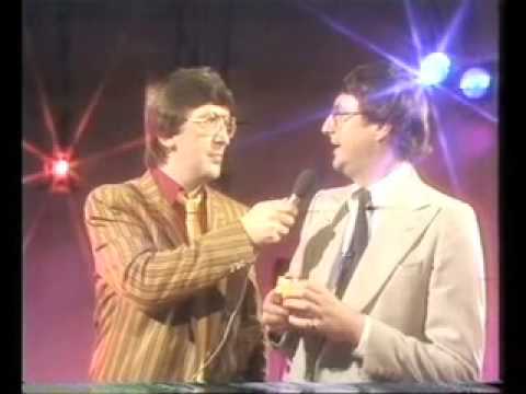 Jonathan King Archive4 I introduce Rubik's Cube to the world