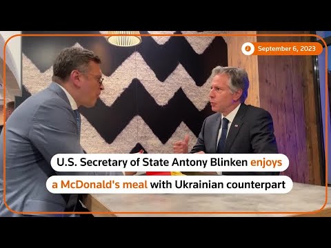 Blinken goes to McDonald's with Ukraine Foreign Minister