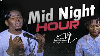 DEEP WORSHIP MID NIGHT HOUR / VICTOR THOMPSON