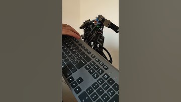 DIY humanoid biped robot (09/2023) - DSP stabilization demonstration