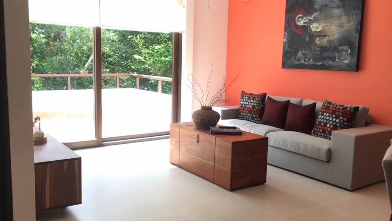 Amazing Penthouse overlooking Golf course and Jungle treetops