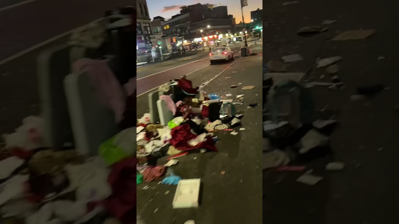 ONLY IN NEW YORK CITY 🌆 | USA 🇺🇸 | 