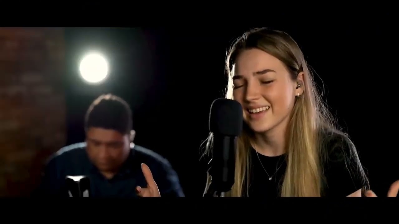 Primeira essência - Esther - playback legendado