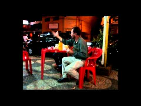 Bebado cantando Léo Magalhães