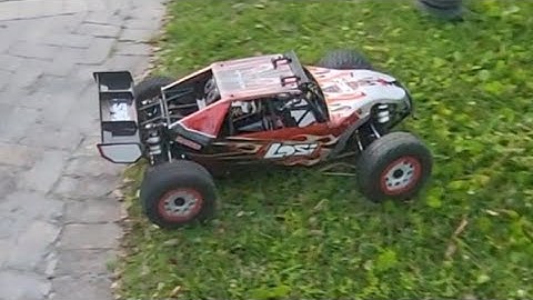 Losi 1/5 DBXL-E 2.0 4x4 Desert Buggy - 8S power is pure insanity