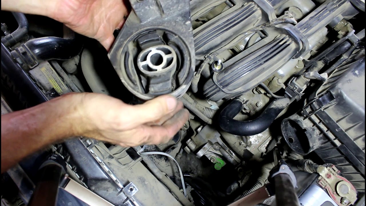 Замена передней подушки двигателя на Chevrolet Epica Шевроле Эпика 2008 ...