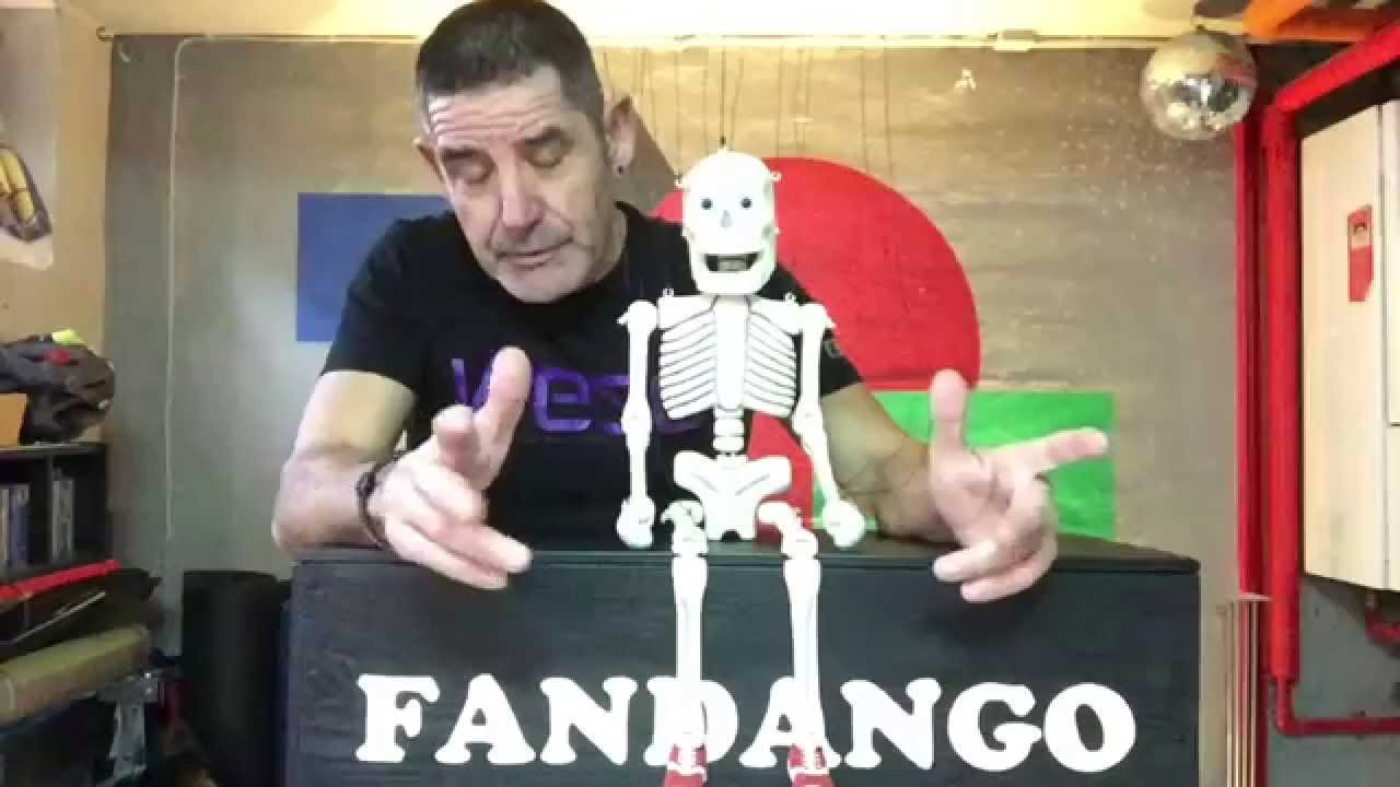 Presentación de Fandango Marioneta de Hilos hecha a mano