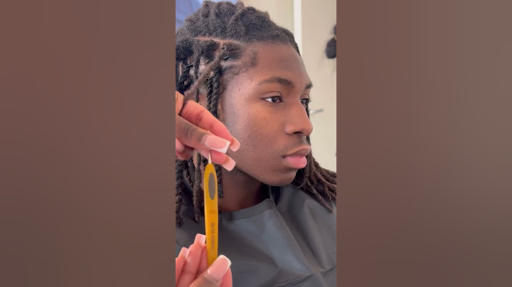 STOP trying to pick out lint from your locs!! This is why! 🙅🏾‍♂️😬 #locs #naturalhair #shorts