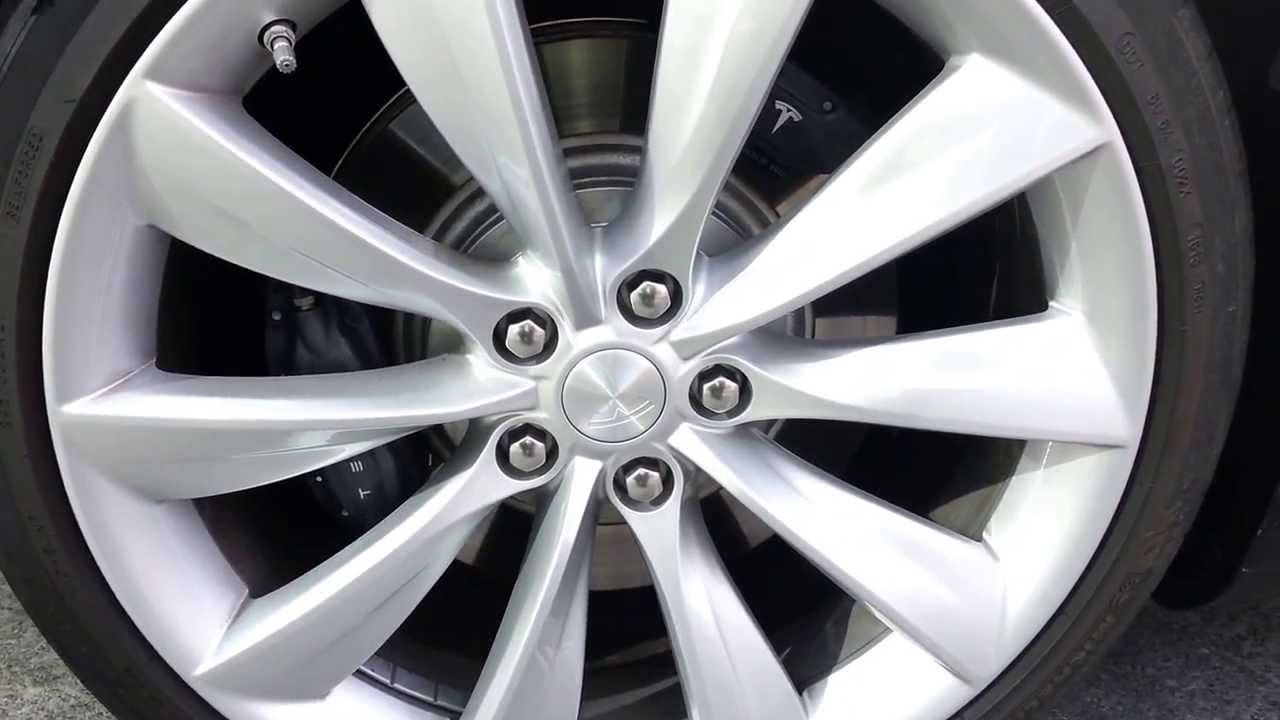 Tesla model S NEVER seen detail of brake... - YouTube