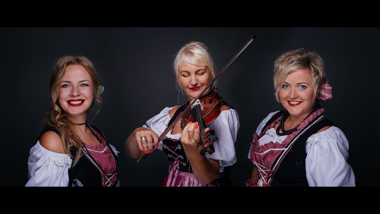 Wesoła Biesiada -  Trzy Dziołchy ze Śląska - Pij czerwone wino (audio)