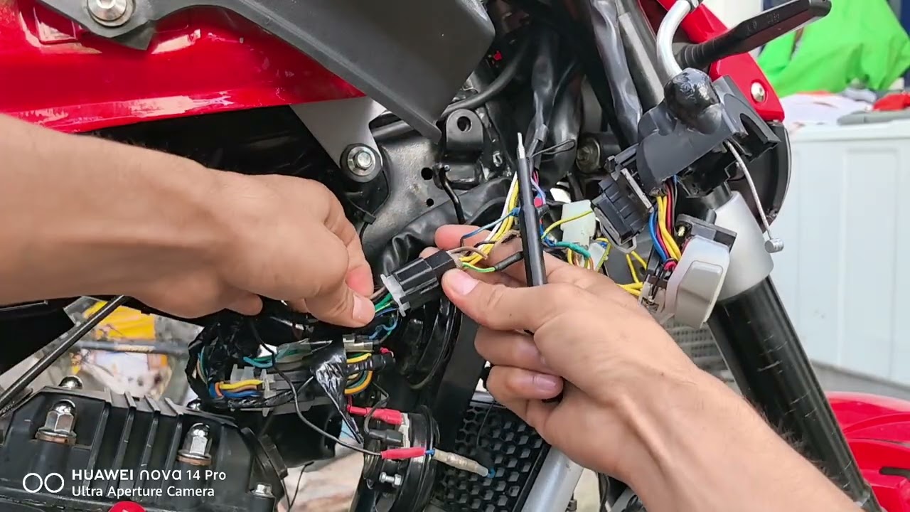 Coneccion de mandos con intermitentes Razzer 300 y 330