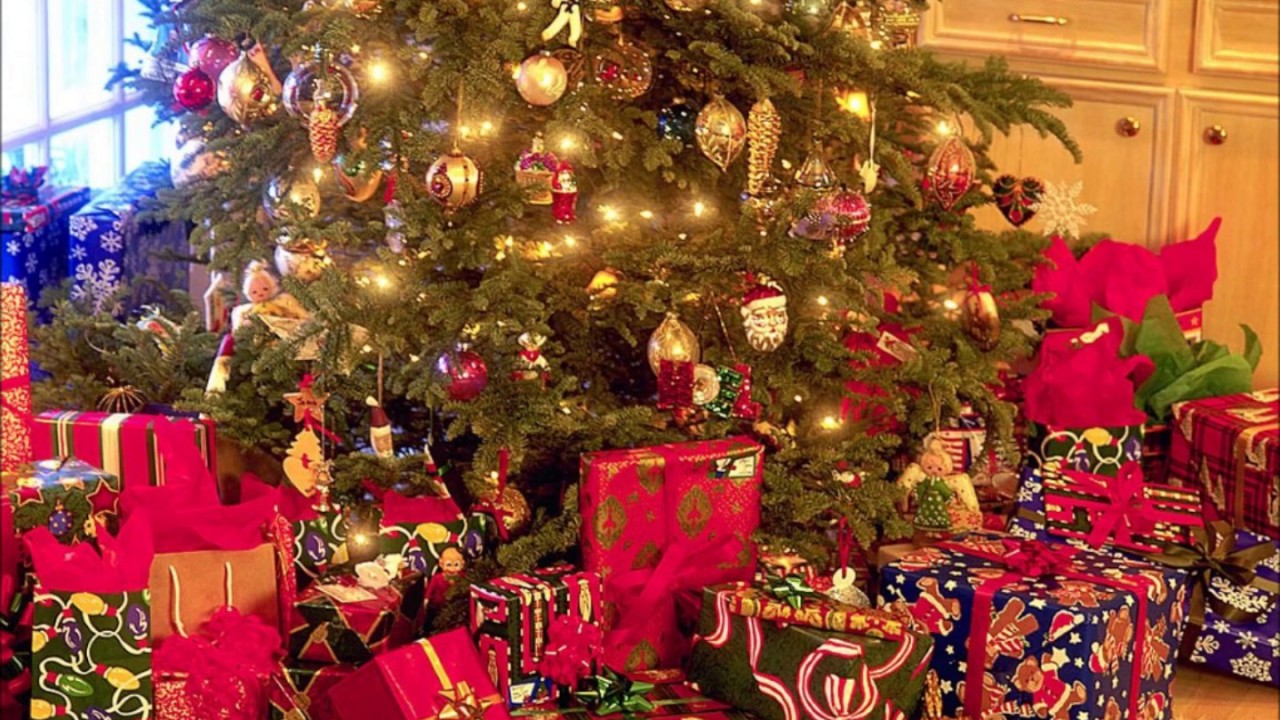 I Just Want to Spend Christmas With You - YouTube