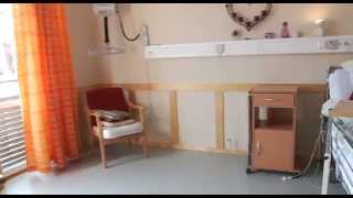 Ung i jobb på sykehjem