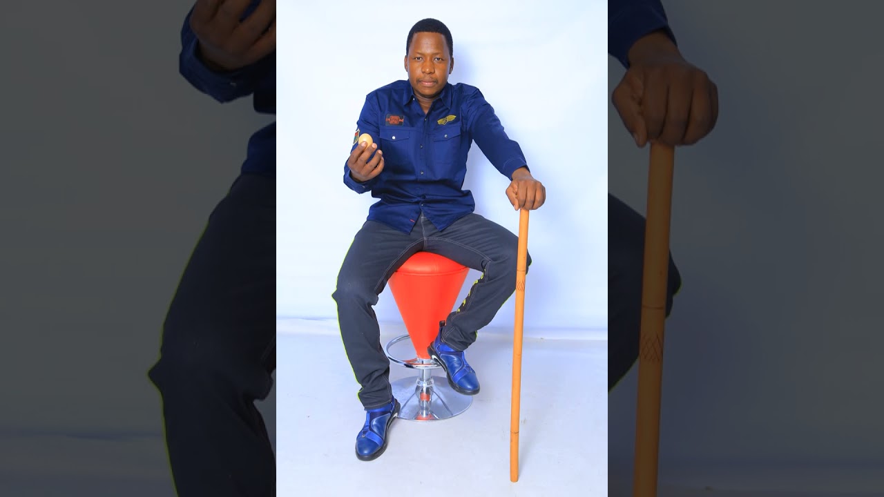 M'YAKAYAKA:EMAHLABATHINI