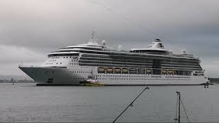 CRUISE SHIP