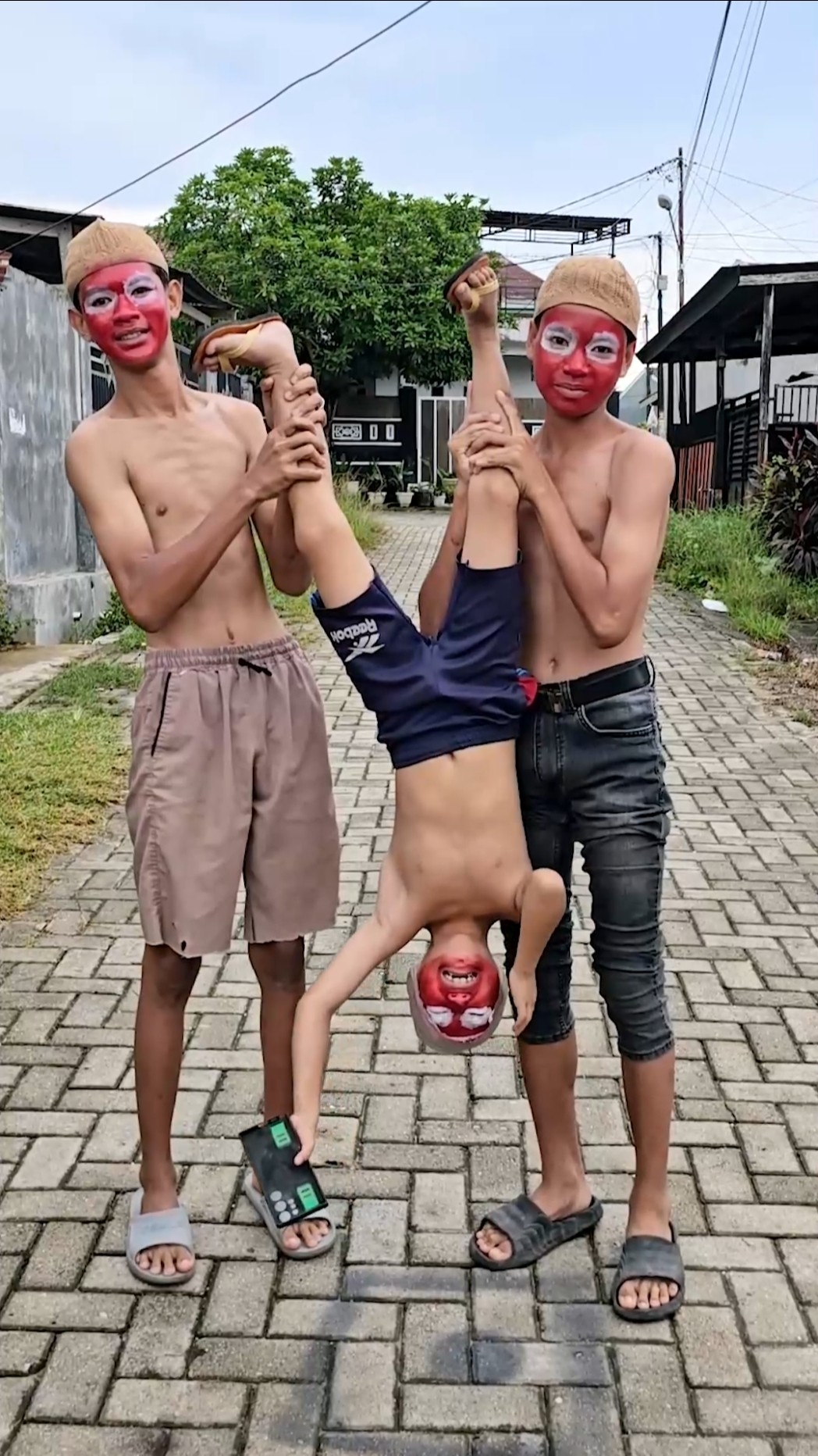 CRYING BECAUSE I WAS CARRIED BY TWO BROTHERS