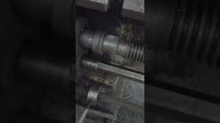 goupille de sécurité de la vis mère - safety pin of the lead screw #lathe #lathemachine #maintenance