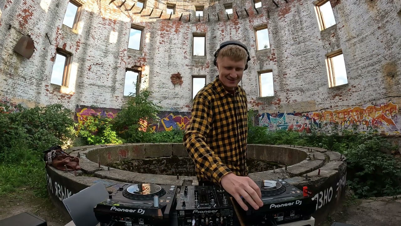 Сельский Радиокружок. Выпуск 18: etee - freestyle dj set inside the water tower.