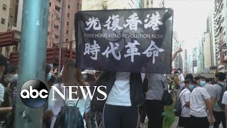 Abc news’ britt clennett reports on the hundreds arrested as china
tightens its grip hong kong. news live prime, weekdays at 7est & 9est
watch abc...