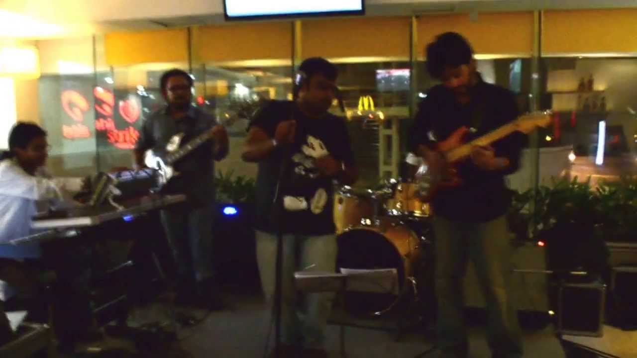 Classic Collective live at The Beer Cafe, Vasant Kunj (excerpts) YouTube