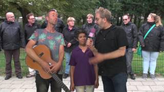 Annelies En Glen Met Elfje Gezellig