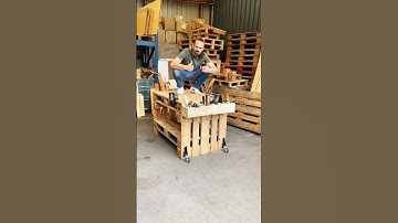 Building A Workbench From A Pallet! (@jon4s)