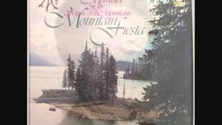 Video thumbnail of "Manuel & The Music of the Mountains - Al Di La [1964]"