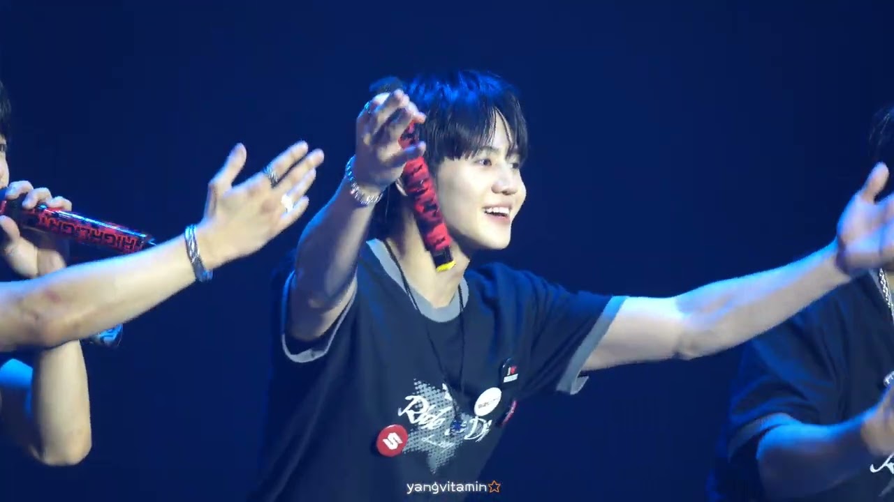 250711 RIDE OR DIE 첫콘 FOLLOW ME 앵콜 요섭 직캠