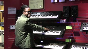 Yamaha XF8 Motif making a beat Demo