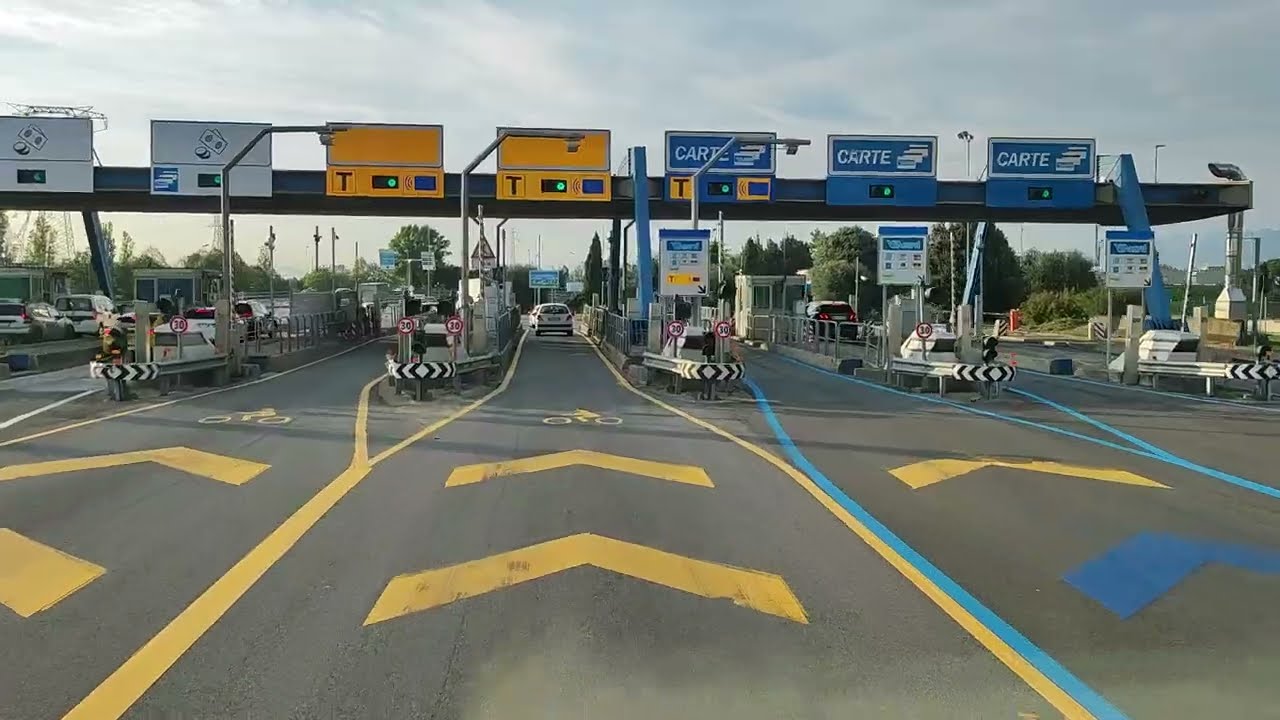 (INTERPORTO PRATO)..A11 Italia-Prato Est---Direzione  Interporto prato(Interporto Toscana Centrale).