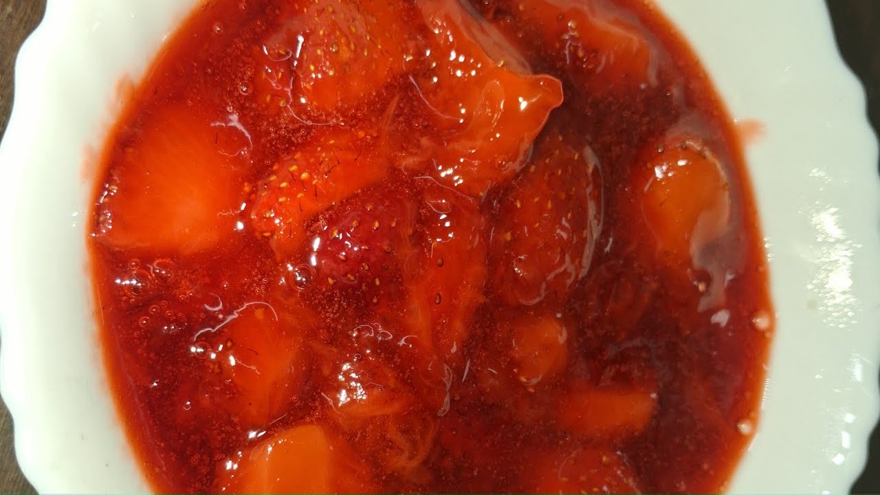 From Basic to Gourmet ✨| Strawberry Compote & Confit Recipe #strawberry #10minutesrecipe #viralvideo