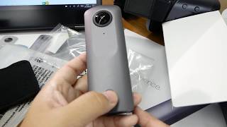 【開封】これは面白そう！9月15日発売の360°カメラ RICOH THETA V