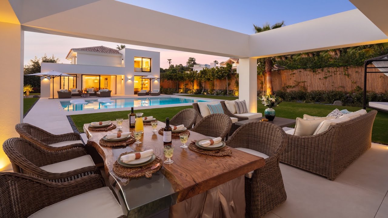 Unique Villa with Mountain Views in Nueva Andalucia - Marbella | €3.950 ...