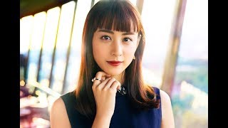 作家・水野敬也が山本美月とデート！「彼女にはアーガイルソックスがウケる!? の巻」