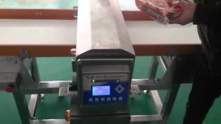 Metal detector for Macaroni