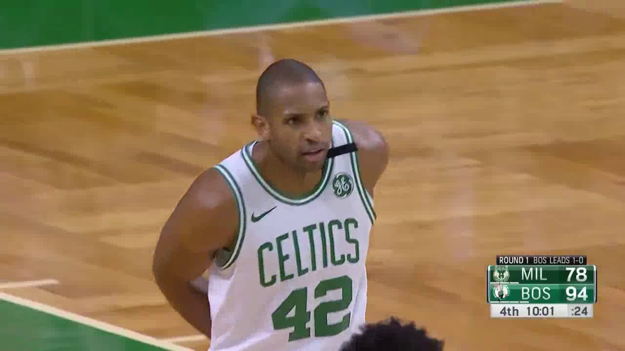NBA Playoff 2018 Celtics Vs Bucks Round 1 Game 2 Move 44 Al nba-playoff-2018-celtics-vs-bucks-round-1-game-2-move-44-al