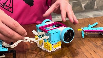 Wire Routing for DroidBot M and DroidBot E First Lego League Robot Bases