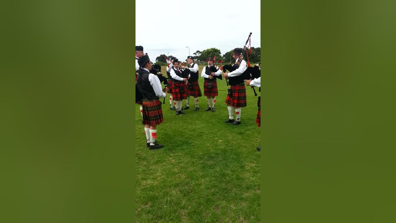 Illawarra Pipe Band tune up YouTube
