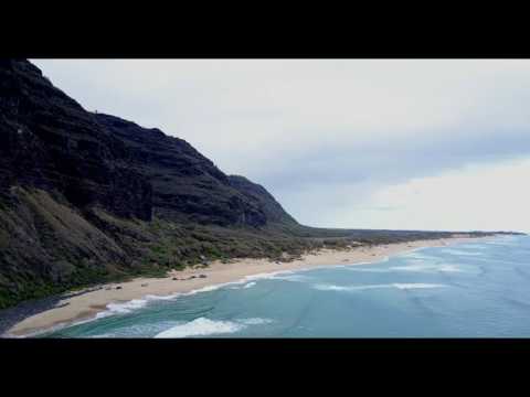 Video: Polihale State Park: Camping Så Långt Väster Du Kan åka På Hawaii - Matador Network