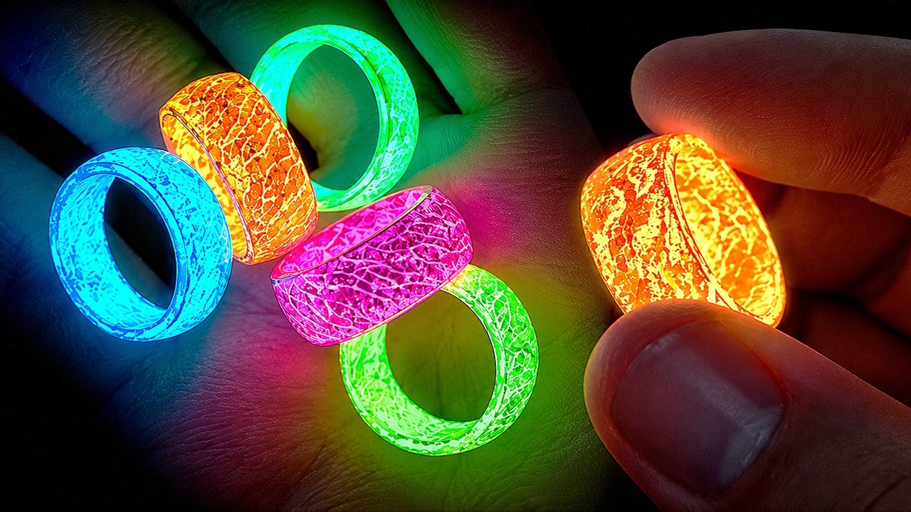 bondlamp ボンドランプ アウイナイト リング“fragment” These Rings Absorb Light and Glow in the Dark - YouTube