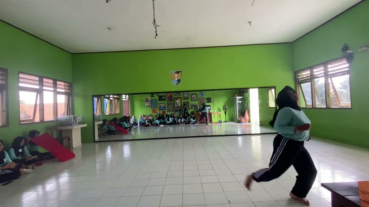 TUGAS AKHIR KOREOGRAFI TARI KELAS XI 1 || TARI WANODYA TANGKAS