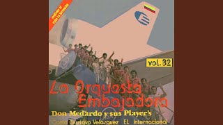 Video thumbnail of "Don Medardo y sus Players - Poco a Poco"