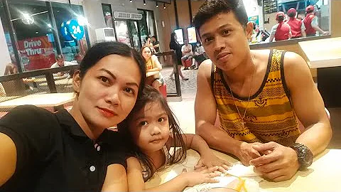 Magdala ng Extra Rice Challenge @ Jollibee||Mommy ...