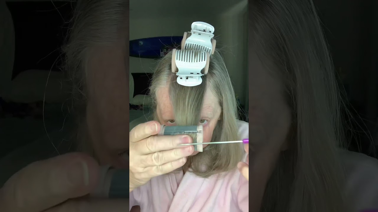 @Conair #goodmorningallmybeautifulfriends🥰 #juliescurlers #littleolejulie #hair