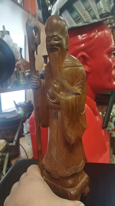 Статуэтка китайского старца из красного тяжёлого дерева - YouTube